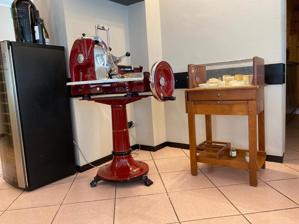 Albergo Del Mera-Ristorante Da Lui Sorico Εξωτερικό φωτογραφία